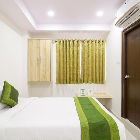 Hotel Pratz Inn Haiderabad Buitenkant foto