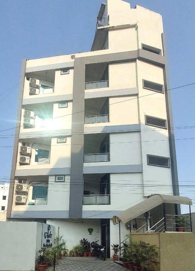 Hotel Pratz Inn Haiderabad Buitenkant foto