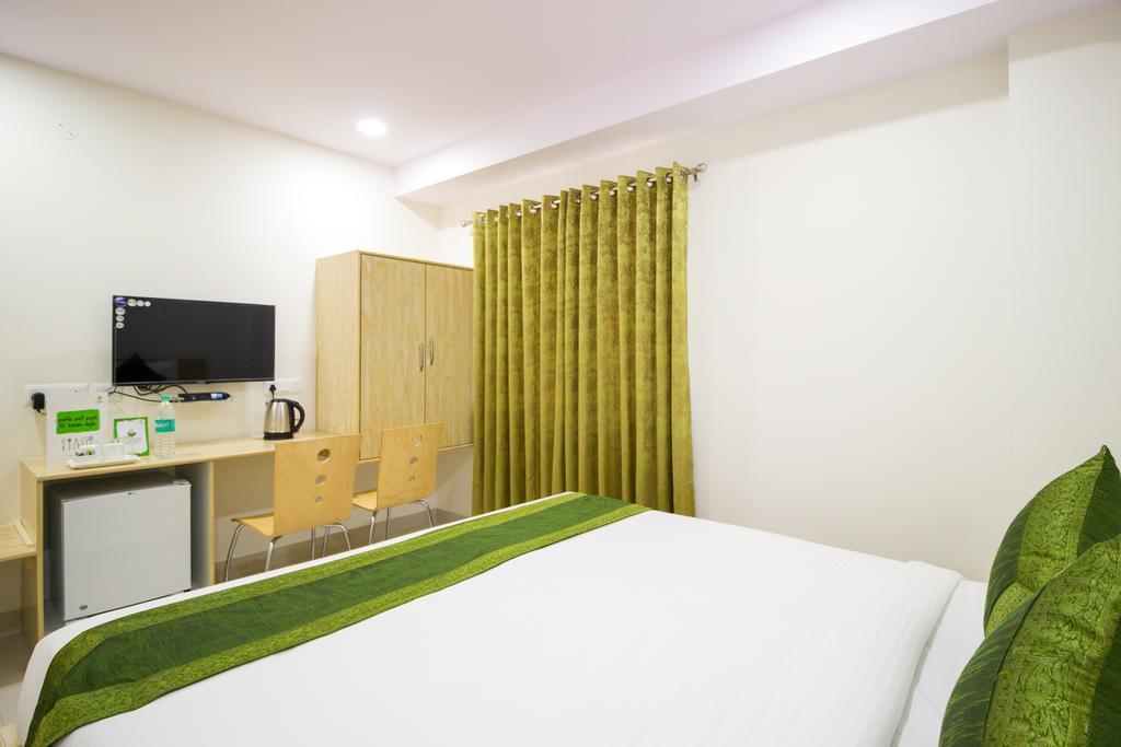 Hotel Pratz Inn Haiderabad Buitenkant foto